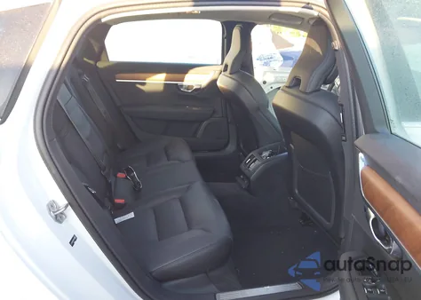 2021 Volvo S90 T6 Momentum from USA, damaged, VIN LVYA22MK2MP197958